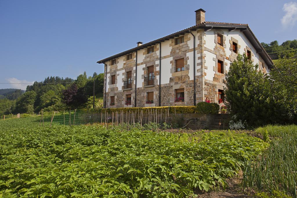 Отель Agroturismo Ibarre Ансуола Экстерьер фото